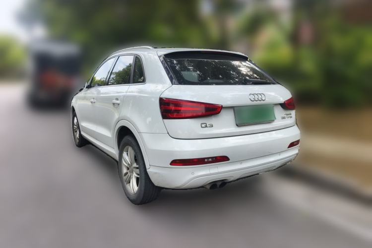 Used Audi Q3 2015 35 TFSI Comfort Model Rear Left 45 Deg