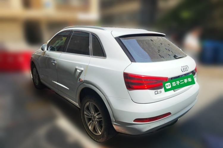 Used Audi Q3 2015 35 TFSI Comfort Model Rear Left 45 Deg