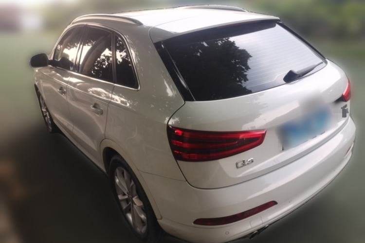 Used Audi Q3 2015 30 TFSI Comfort Model Rear Left 45 Deg