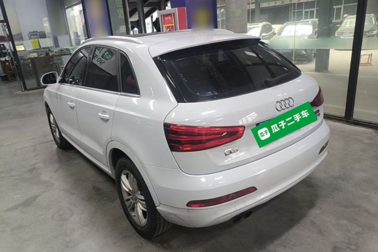 Used Audi Q3 2015 35 TFSI Comfort Model Rear Left 45 Deg