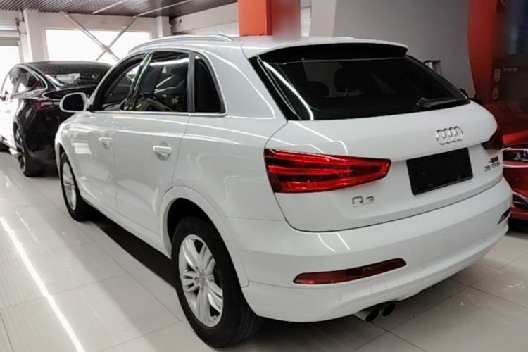 Used Audi Q3 2015 35 TFSI Comfort Model Rear Left 45 Deg