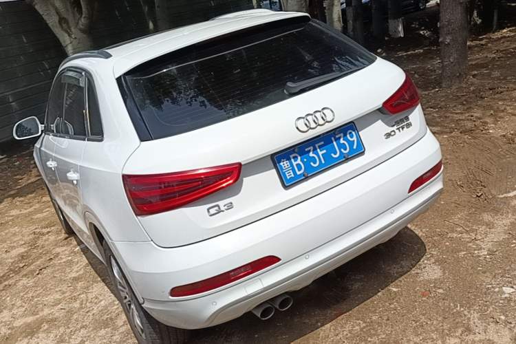 Used Audi Q3 2015 30 TFSI Ambition Edition Rear Left 45 Deg