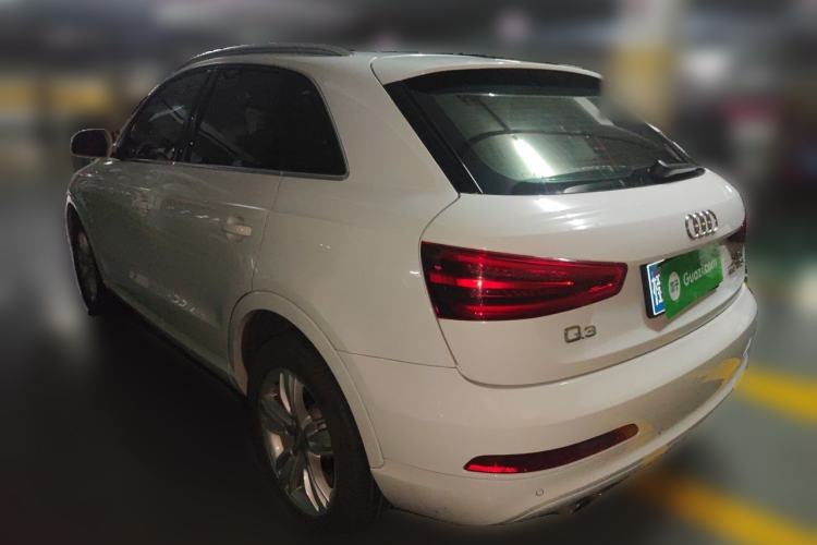 Used Audi Q3 2015 35 TFSI Comfort Model Rear Left 45 Deg