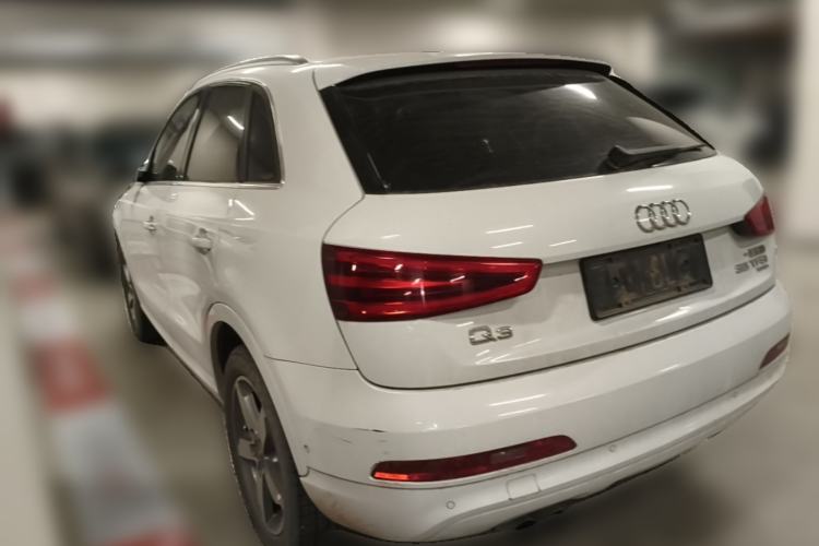 Used Audi Q3 2015 35 TFSI quattro Luxury Edition Rear Left 45 Deg