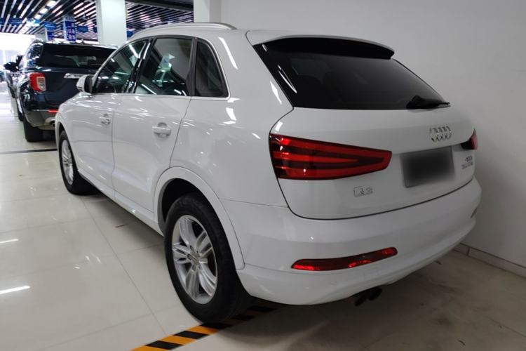 Used Audi Q3 2015 35 TFSI Comfort Model Rear Left 45 Deg