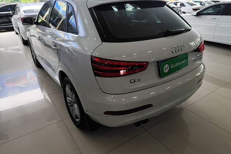 Used Audi Q3 2015 35 TFSI Millionth Anniversary Comfort Model Rear Left 45 Deg