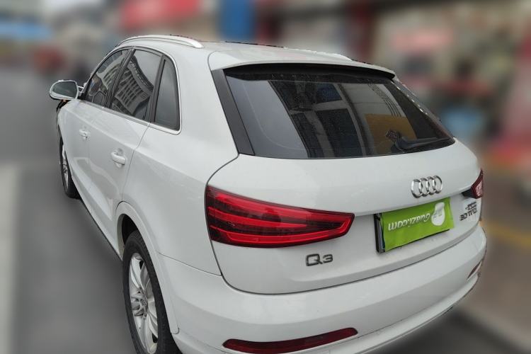 Used Audi Q3 2015 30 TFSI Comfort Model Rear Left 45 Deg