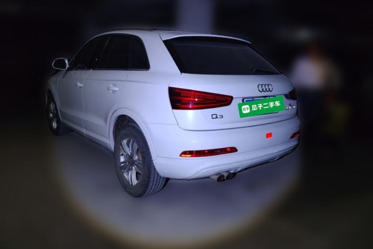 Used Audi Q3 2015 35 TFSI Comfort Model Rear Left 45 Deg