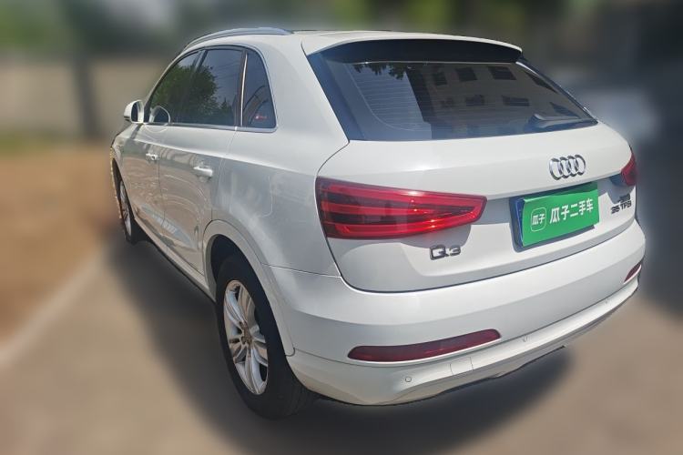 Used Audi Q3 2015 35 TFSI Comfort Model Rear Left 45 Deg