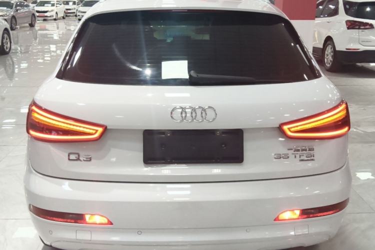Used Audi Q3 2015 35 TFSI quattro Luxury Edition Rear