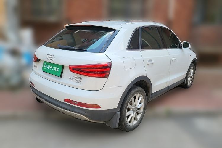 Used Audi Q3 2015 35 TFSI Ambition Edition Rear Right 45 Deg