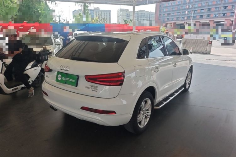 Used Audi Q3 2015 35 TFSI quattro Technology Edition Rear Right 45 Deg