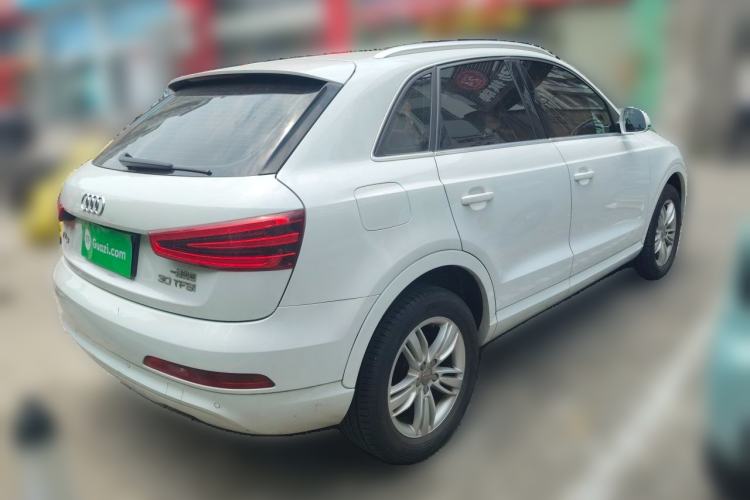 Used Audi Q3 2015 30 TFSI Comfort Model Rear Right 45 Deg