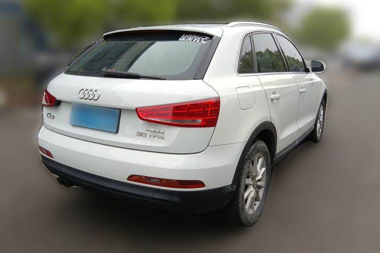 Used Audi Q3 2015 30 TFSI Ambition Edition Rear Right 45 Deg