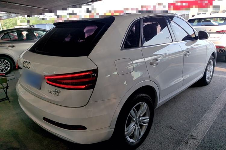 Used Audi Q3 2015 35 TFSI Comfort Model Rear Right 45 Deg