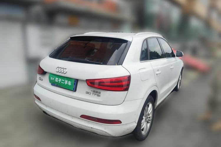 Used Audi Q3 2015 30 TFSI Comfort Model Rear Right 45 Deg