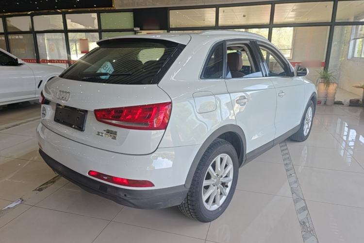 Used Audi Q3 2015 30 TFSI Ambition Edition Rear Right 45 Deg