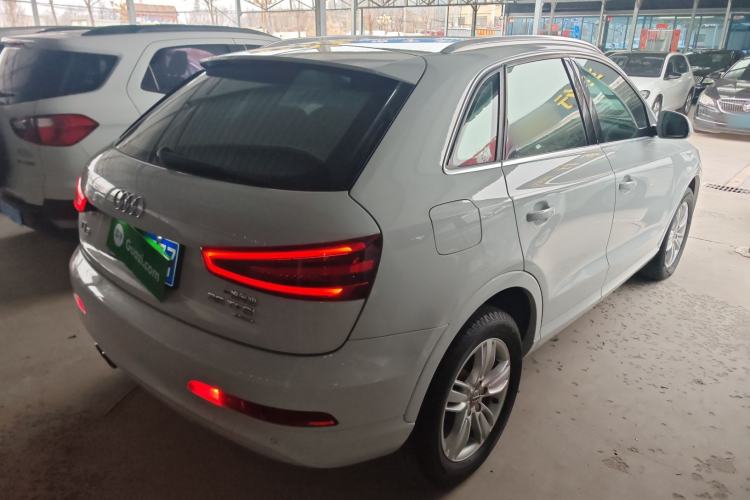 Used Audi Q3 2015 35 TFSI quattro Technology Edition Rear Right 45 Deg