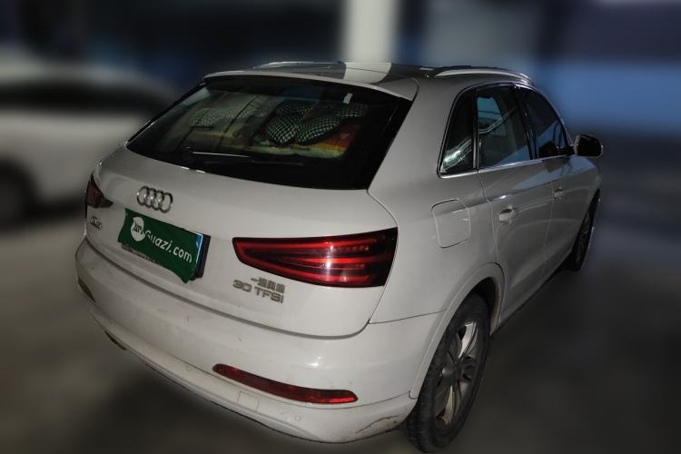 Used Audi Q3 2015 30 TFSI Comfort Model Rear Right 45 Deg