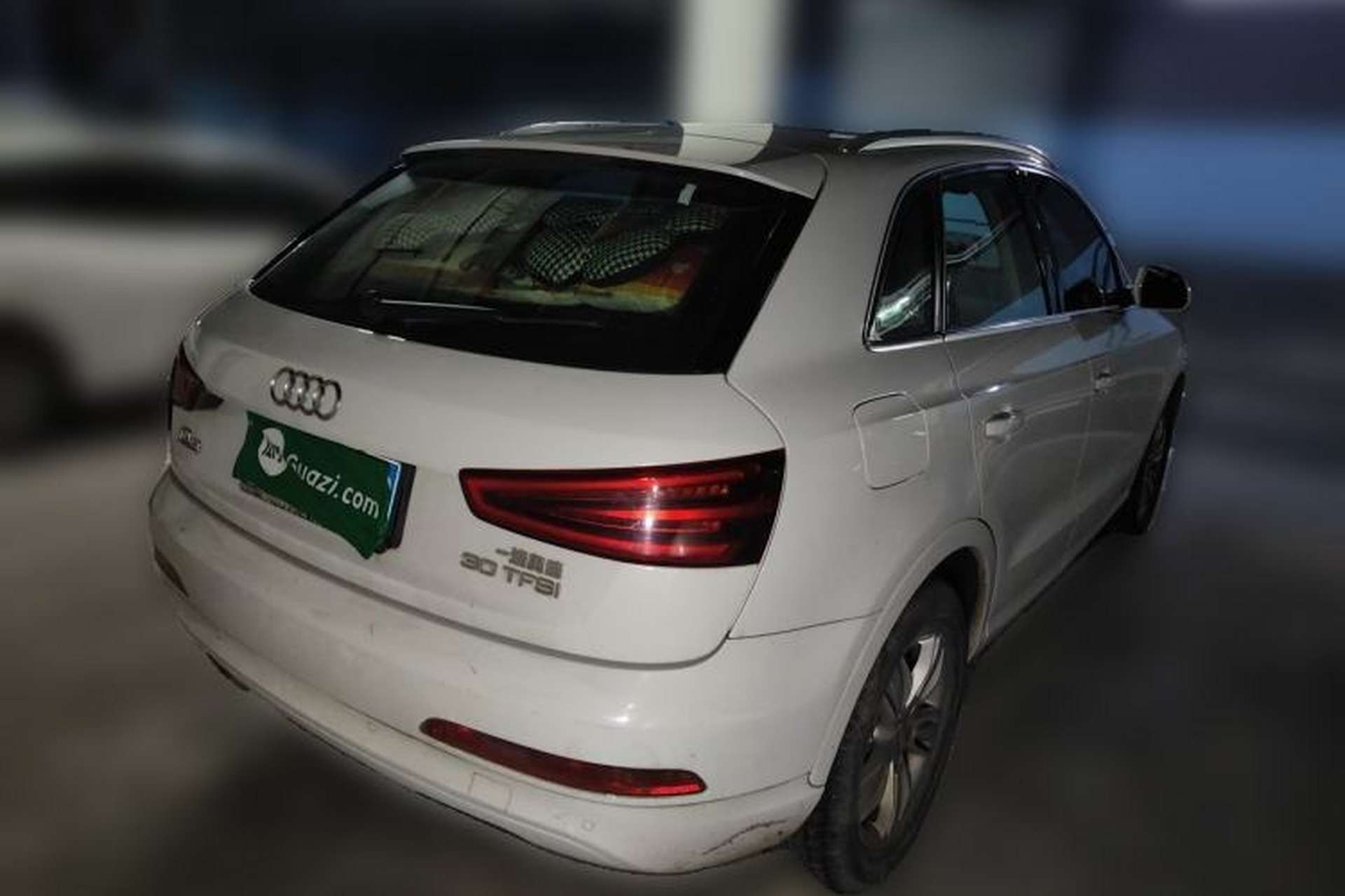 Used Audi Q3 2015 30 TFSI Comfort Model Rear Right 45 Deg