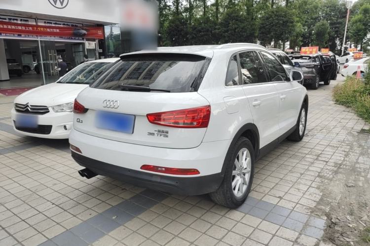 Used Audi Q3 2015 35 TFSI Ambition Edition Rear Right 45 Deg