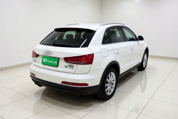 Used Audi Q3 2015 35 TFSI Ambition Edition Rear Right 45 Deg