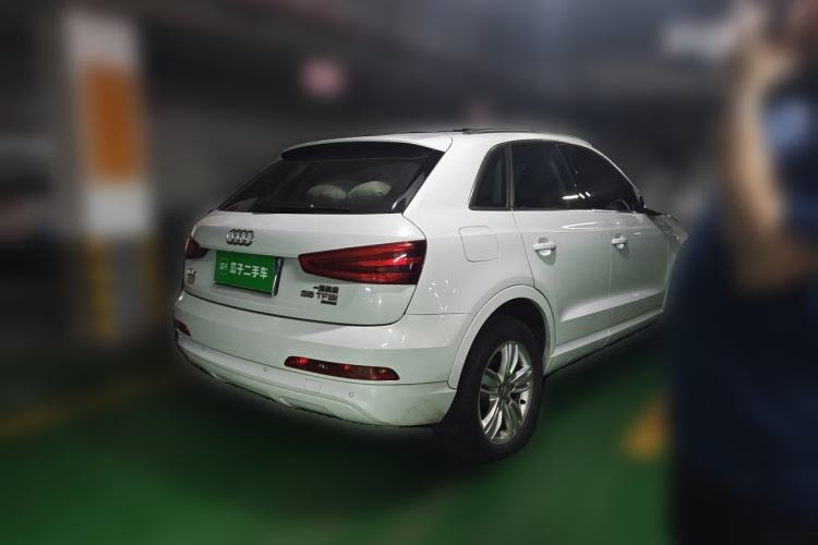 Used Audi Q3 2015 35 TFSI quattro Technology Edition Rear Right 45 Deg