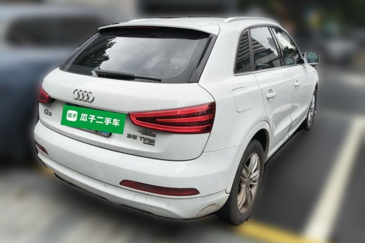 Used Audi Q3 2015 35 TFSI quattro Technology Edition Rear Right 45 Deg