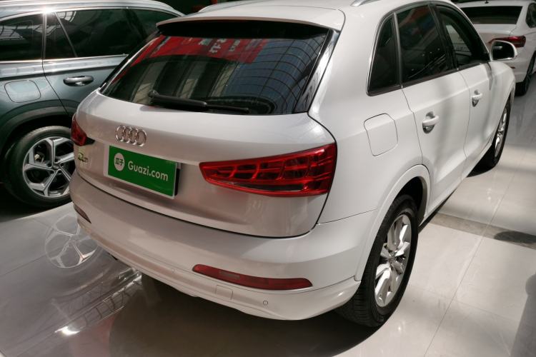 Used Audi Q3 2015 30 TFSI Ambition Edition Rear Right 45 Deg