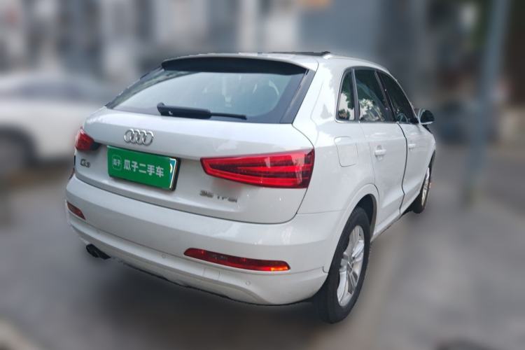 Used Audi Q3 2015 35 TFSI Comfort Model Rear Right 45 Deg