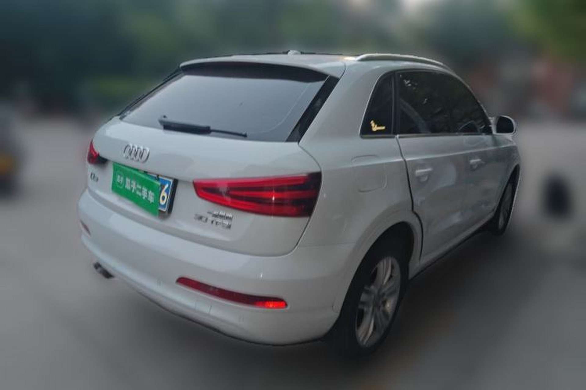 Used Audi Q3 2015 30 TFSI Comfort Model Rear Right 45 Deg