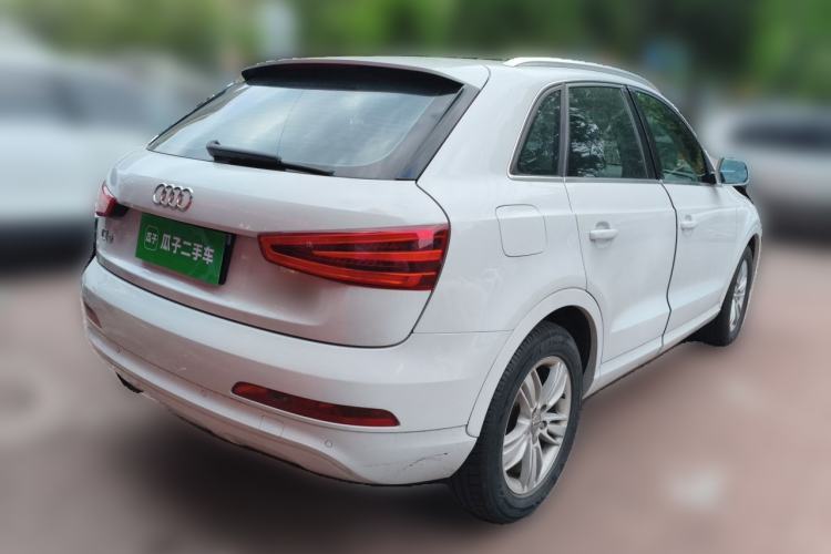 Used Audi Q3 2015 30 TFSI Comfort Model Rear Right 45 Deg