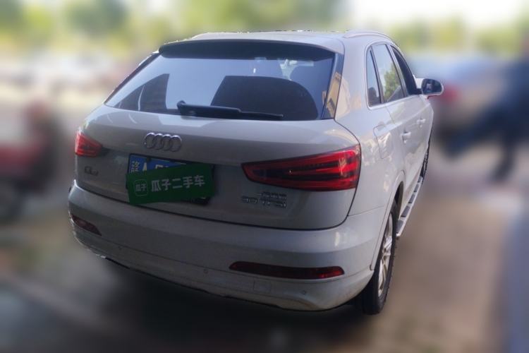 Used Audi Q3 2015 30 TFSI Comfort Model Rear Right 45 Deg