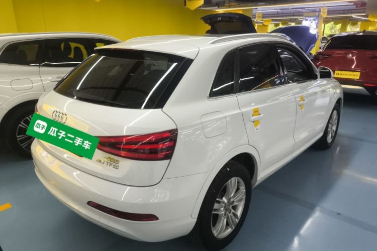 Used Audi Q3 2015 30 TFSI Comfort Model Rear Right 45 Deg