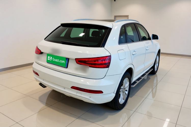 Used Audi Q3 2015 30 TFSI Comfort Model Rear Right 45 Deg