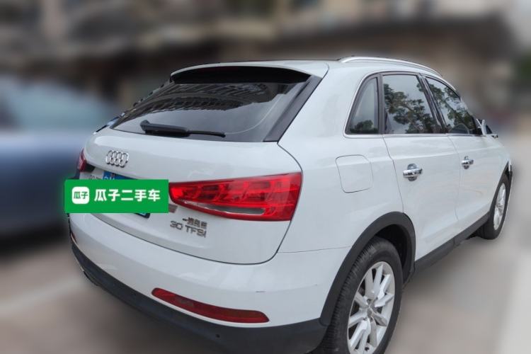 Used Audi Q3 2015 30 TFSI Ambition Edition Rear Right 45 Deg