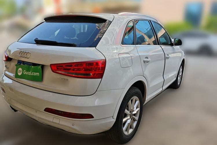 Used Audi Q3 2015 35 TFSI Ambition Edition Rear Right 45 Deg