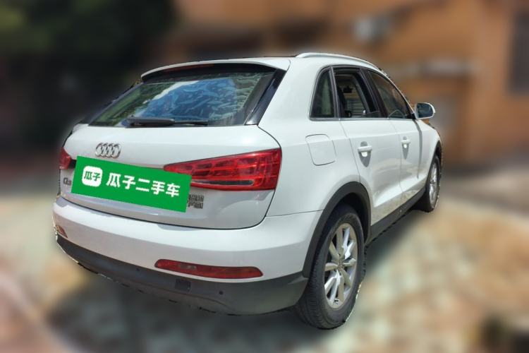 Used Audi Q3 2015 35 TFSI Ambition Edition Rear Right 45 Deg