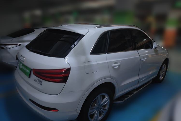 Used Audi Q3 2015 35 TFSI Comfort Model Rear Right 45 Deg
