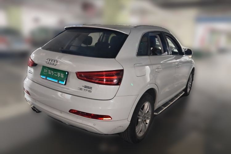 Used Audi Q3 2015 30 TFSI Comfort Model Rear Right 45 Deg