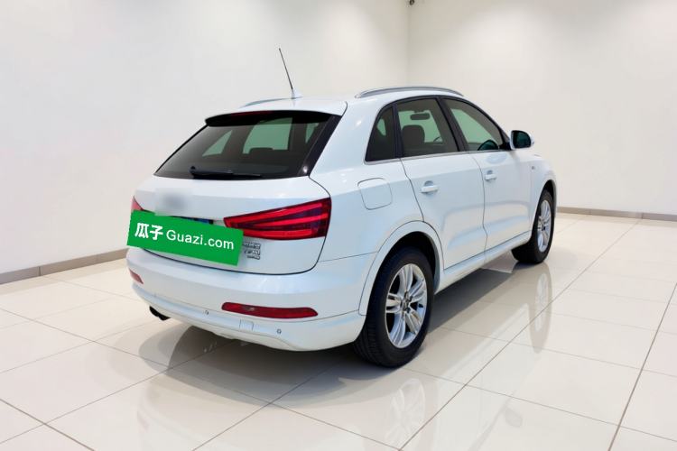 Used Audi Q3 2015 35 TFSI quattro Technology Edition Rear Right 45 Deg