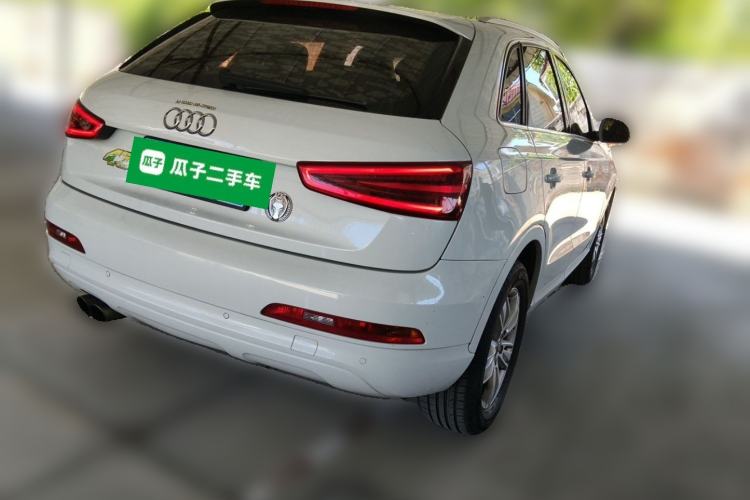 Used Audi Q3 2015 35 TFSI Comfort Model Rear Right 45 Deg