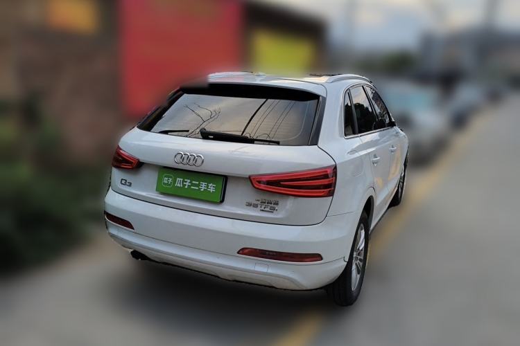 Used Audi Q3 2015 35 TFSI quattro Comfort model Rear Right 45 Deg