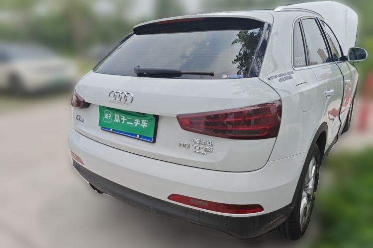 Used Audi Q3 2015 35 TFSI Ambition Edition Rear Right 45 Deg