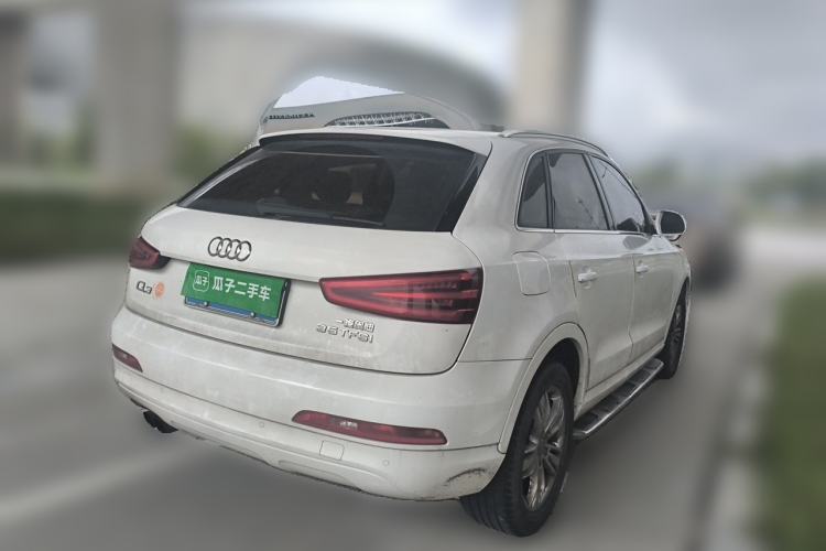 Used Audi Q3 2015 35 TFSI Comfort Model Rear Right 45 Deg