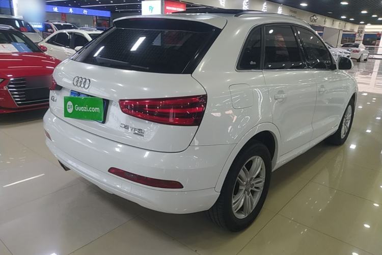 Used Audi Q3 2015 35 TFSI quattro Technology Edition Rear Right 45 Deg