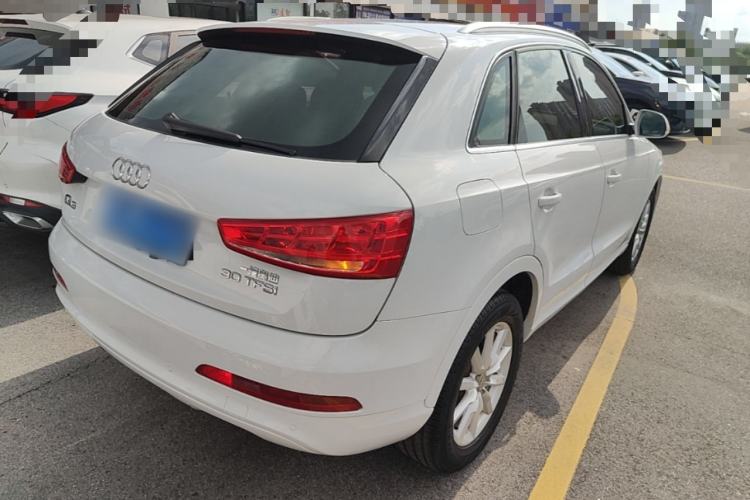 Used Audi Q3 2015 30 TFSI Ambition Edition Rear Right 45 Deg
