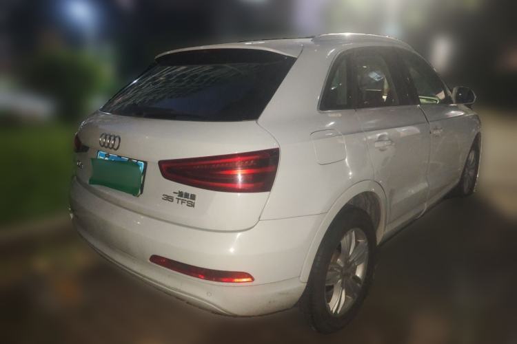 Used Audi Q3 2015 35 TFSI Ambition Edition Rear Right 45 Deg