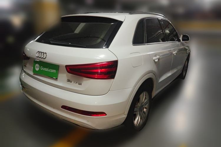 Used Audi Q3 2015 35 TFSI Comfort Model Rear Right 45 Deg