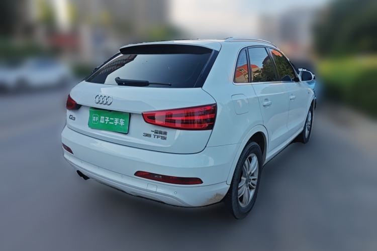 Used Audi Q3 2015 35 TFSI Comfort Model Rear Right 45 Deg
